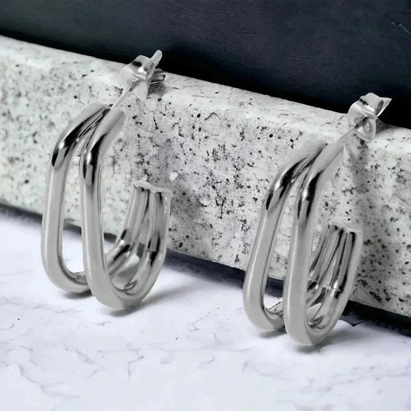 πMinimalist Double Hoop Earrings 18K White Gold Plated Stainless Steel - Picture 1 of 12